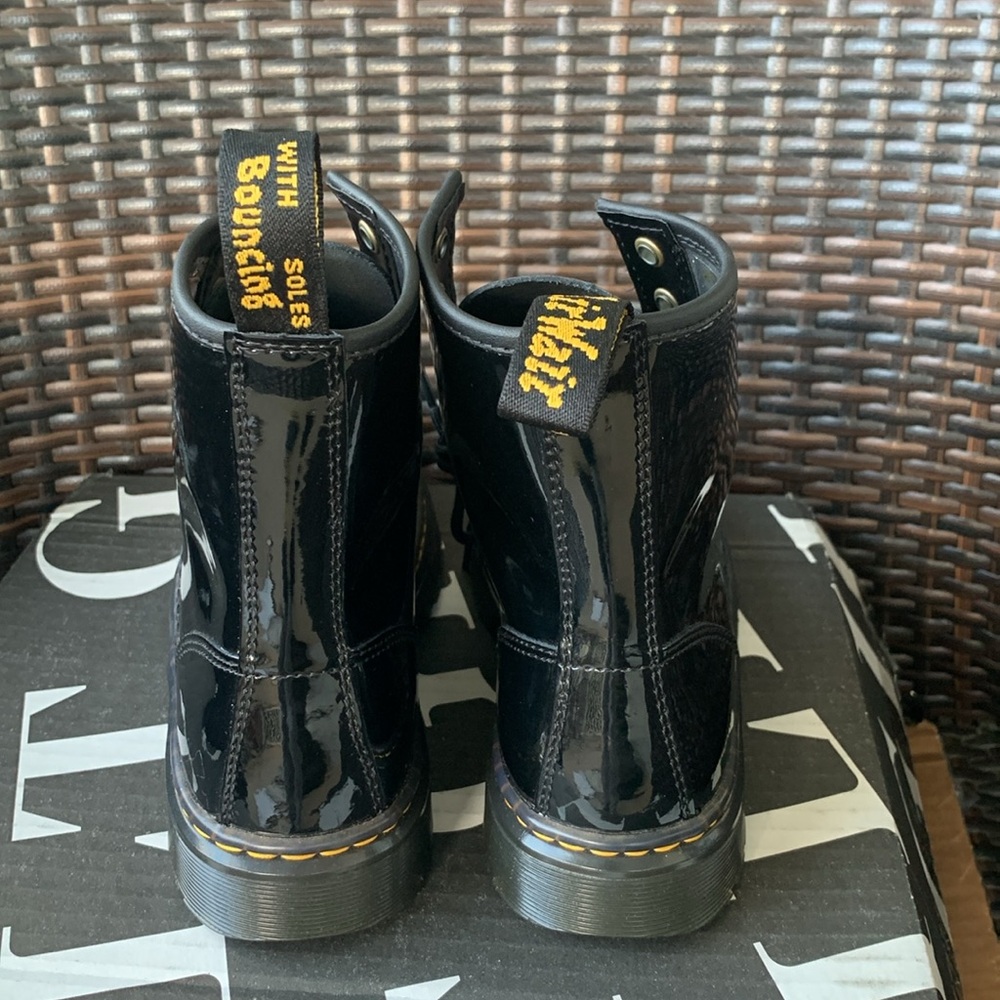 DR.MARTENS WOMENS ZAVALA COMBAT BOOT Black Patent - Picture 10 of 16